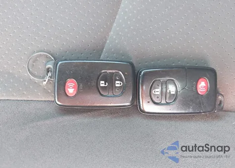 2012 Toyota Prius Three из США, поврежденный, VIN JTDKN3DU1C5489783